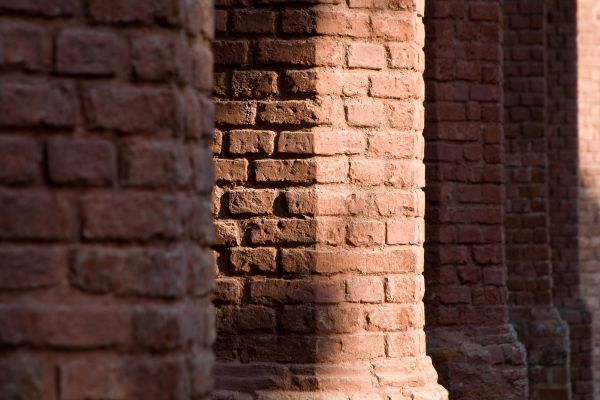 Brick Pillars Installation in Lees Summit