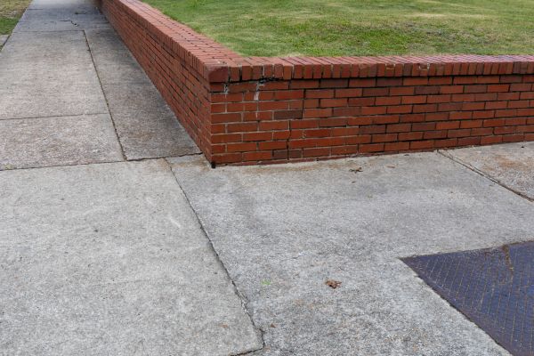 Brick Retaining Wall Repair in Lees Summit